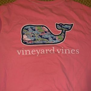 Pink Vineyard Vines T-shirt